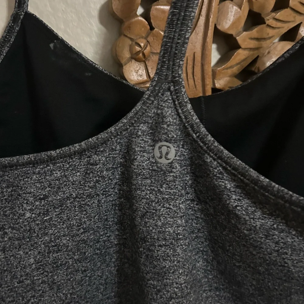 Set of 4 Lululemon tops